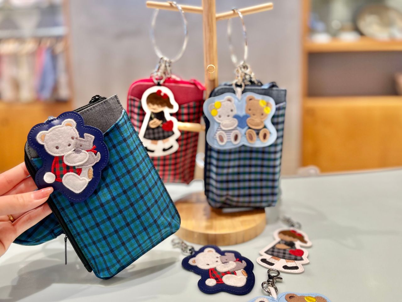 春のファミリアショー】カスタマイズショルダーポーチ♩｜ファミリア