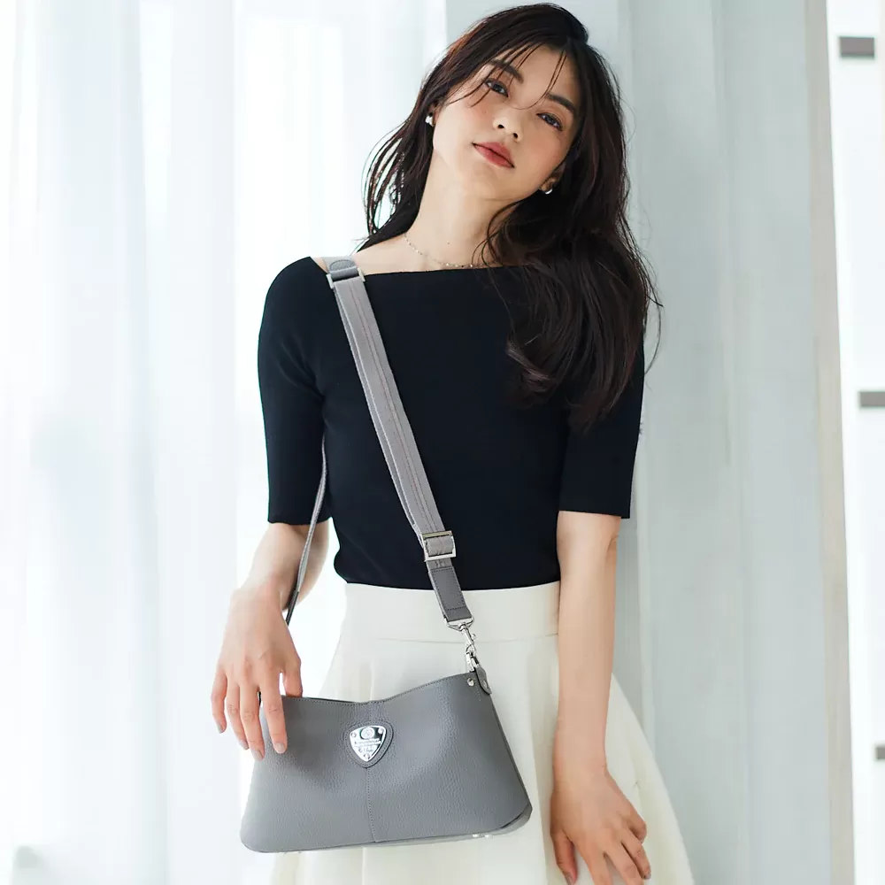 ATAOベストセラーバッグから新色！STONE GRAY | ATAO(アタオ