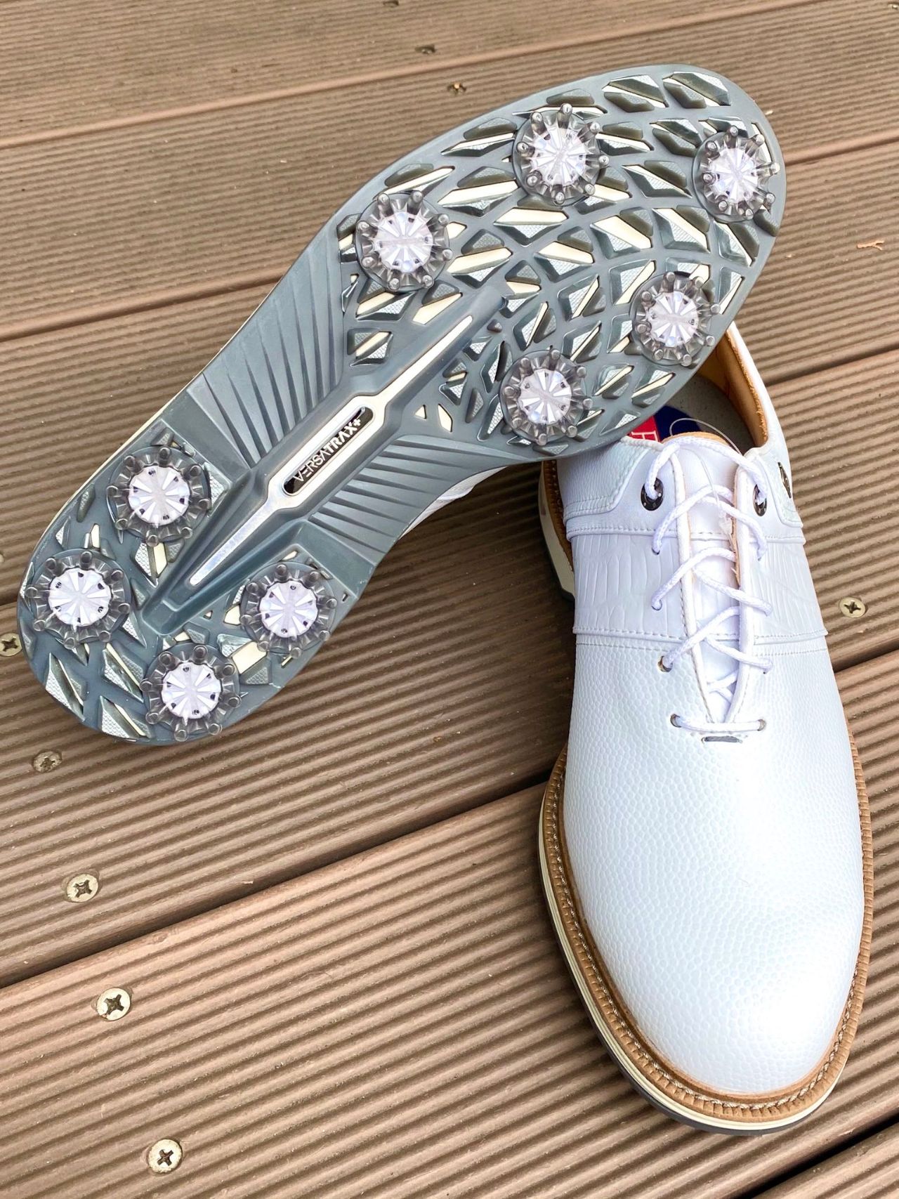 洗練された高級感クラシカルシューズ！【 FootJoy 】-DRYJOYS PREMIERE