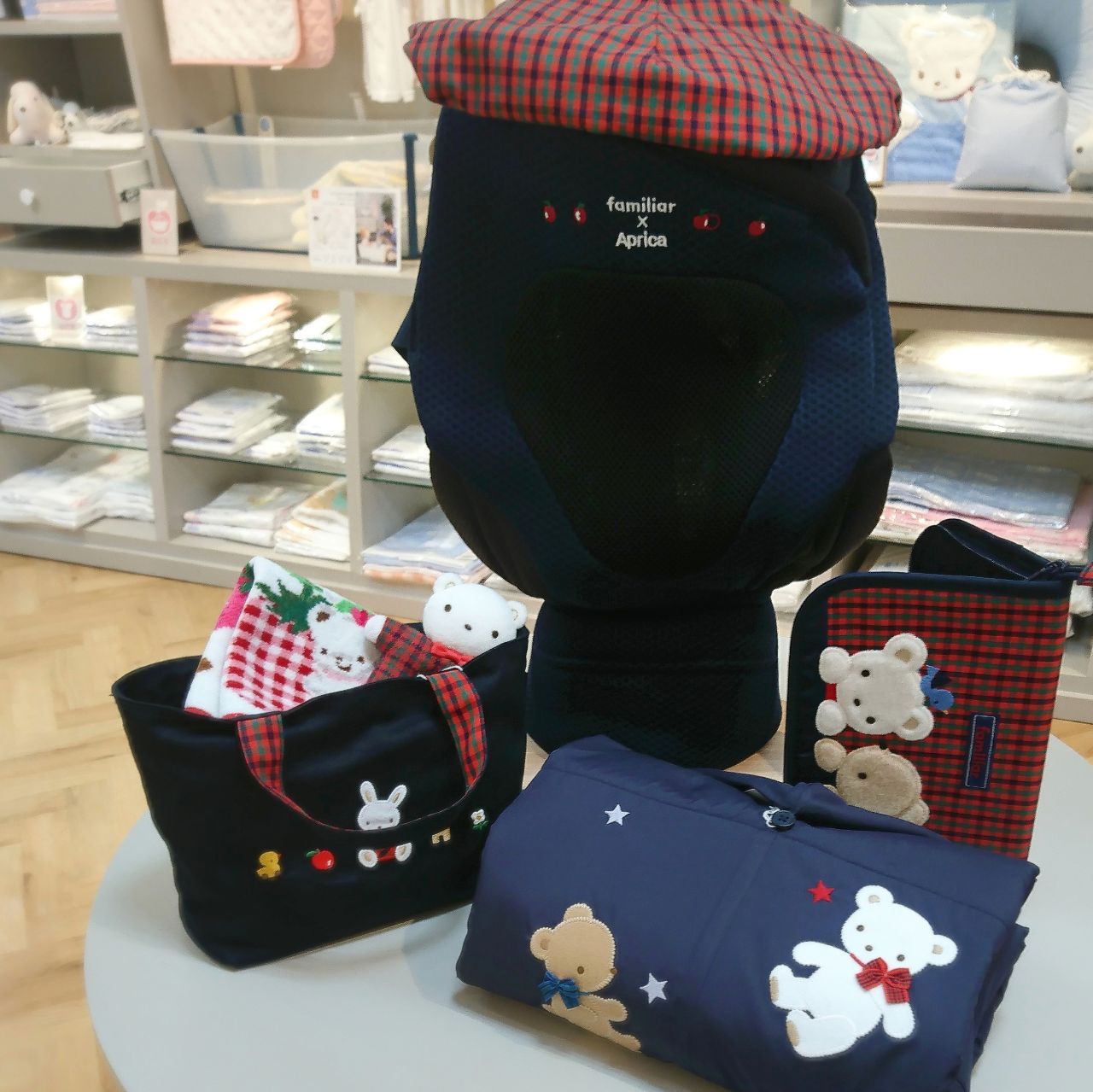 毎年人気の3wayブランケットをご紹介♫｜ファミリア京都髙島屋