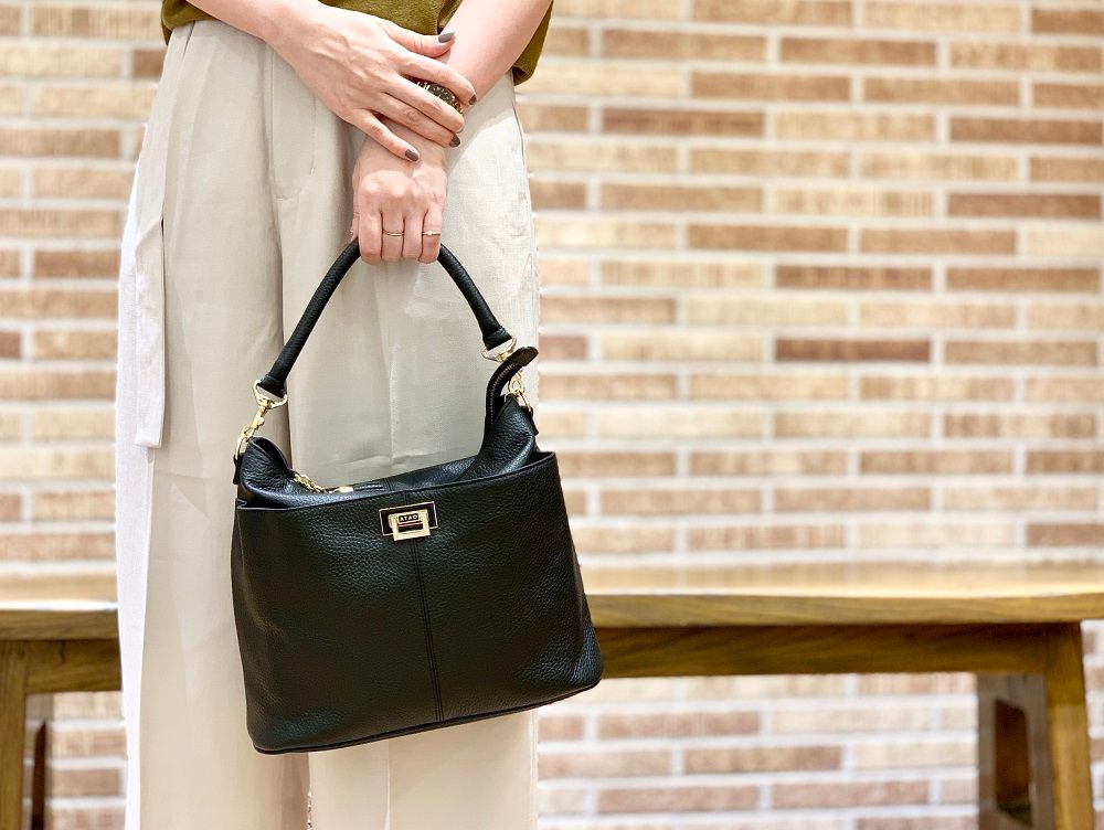 アタオの新定番！万能2wayバッグ ウィークエンド | ATAO(アタオ