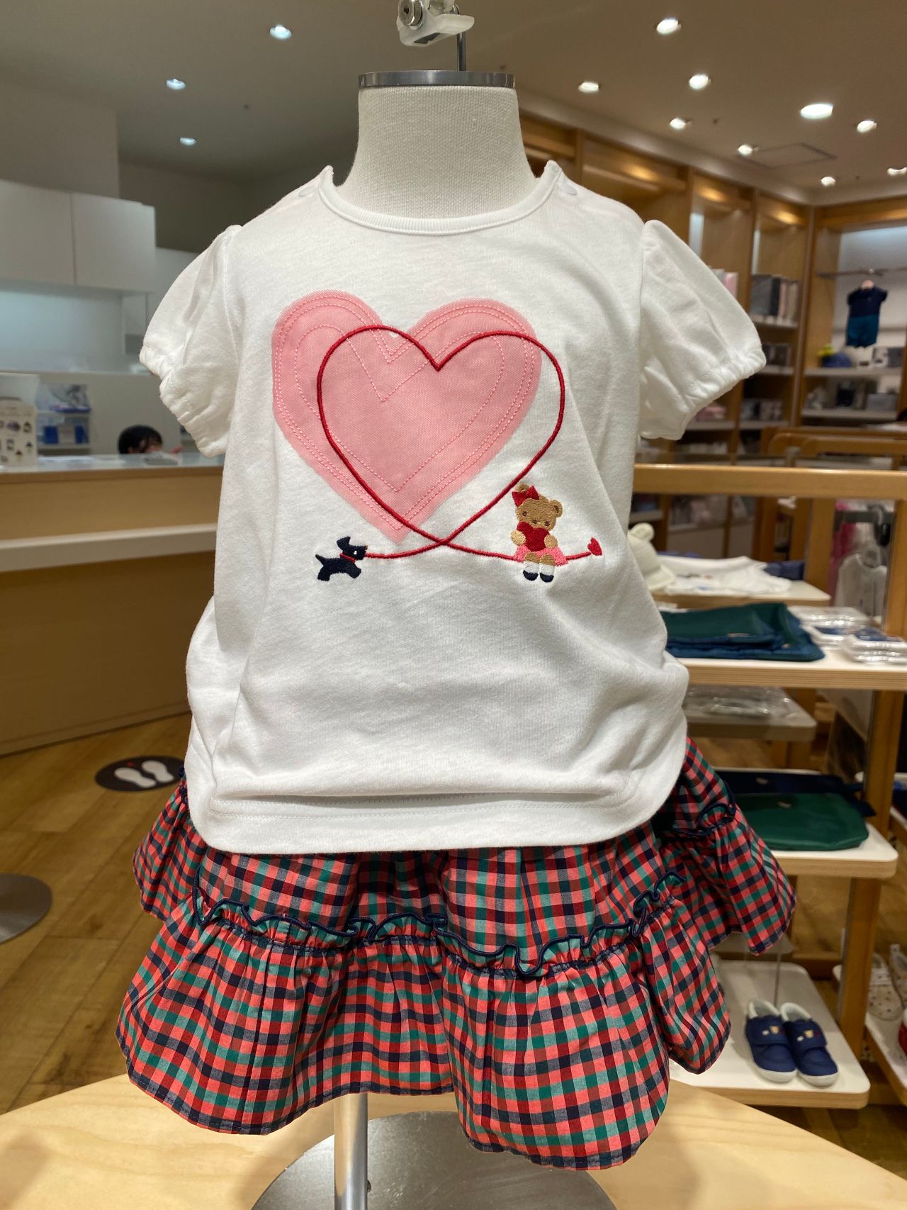 6月新作〜ハートで気分UP〜｜ファミリア阪急うめだ本店ファミリアの