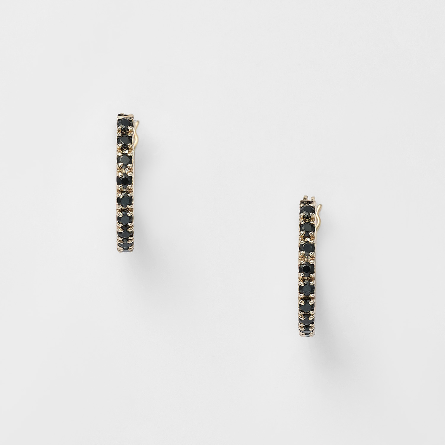 K10スピネルピアス｜ピアス｜アガット 公式オンラインストア