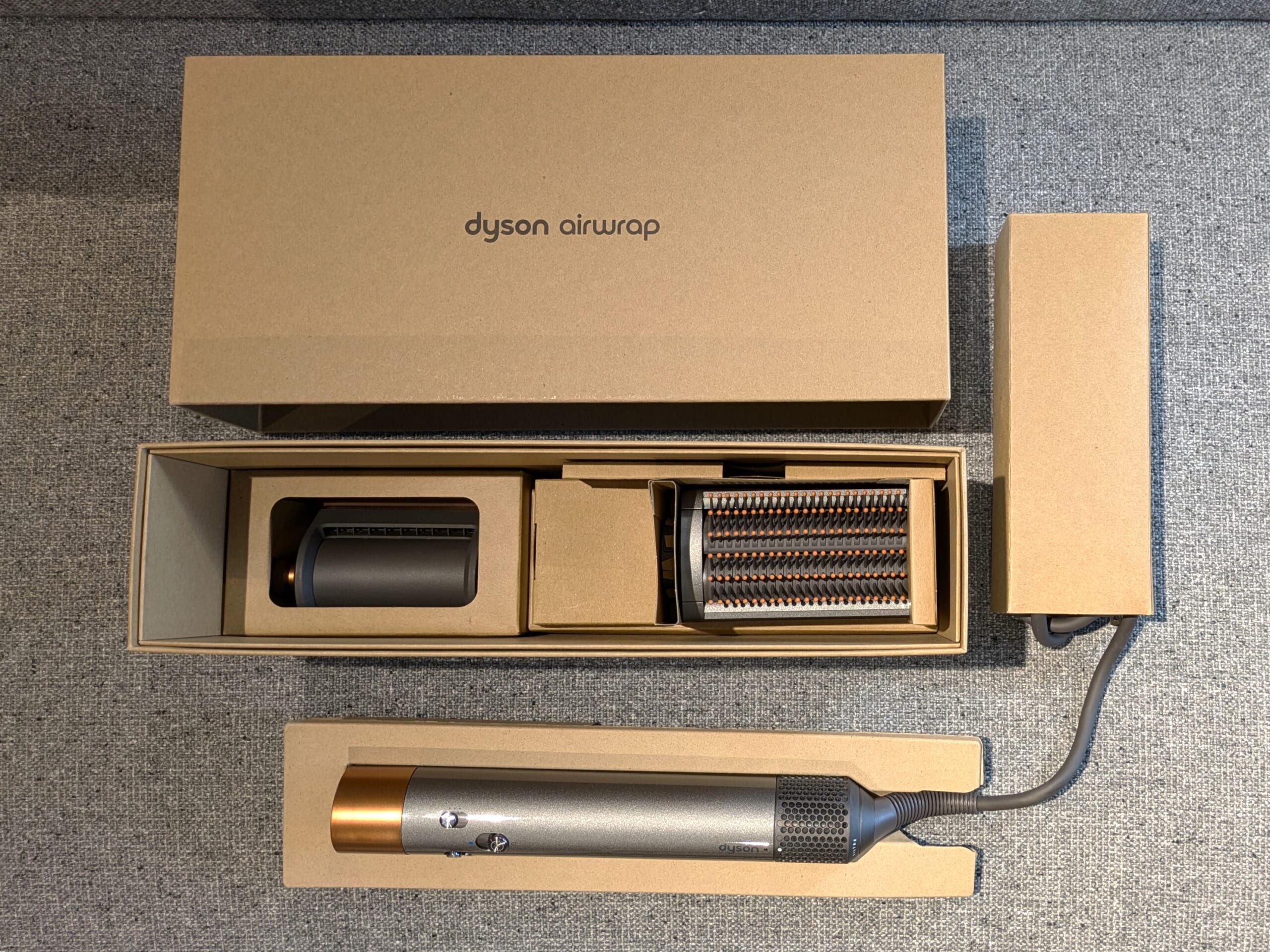 ダイソン「エアラップマルチスタイラー」を徹底レビュー！ドライヤーは