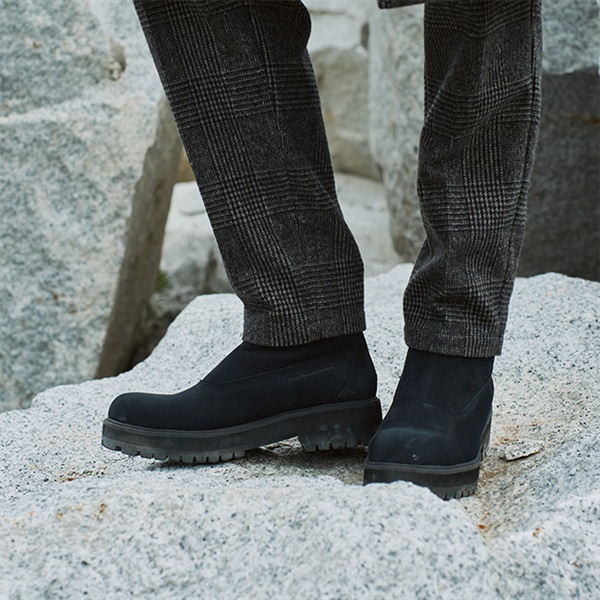 White Mountaineering × Timberland ホワイトマウンテニアリング