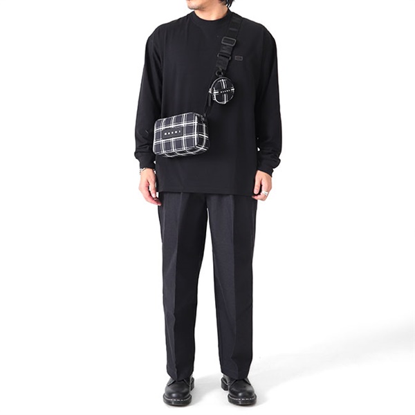 MARNI マルニ ミニポーチ付き モノクロチェック ナイロンパフ カメラ