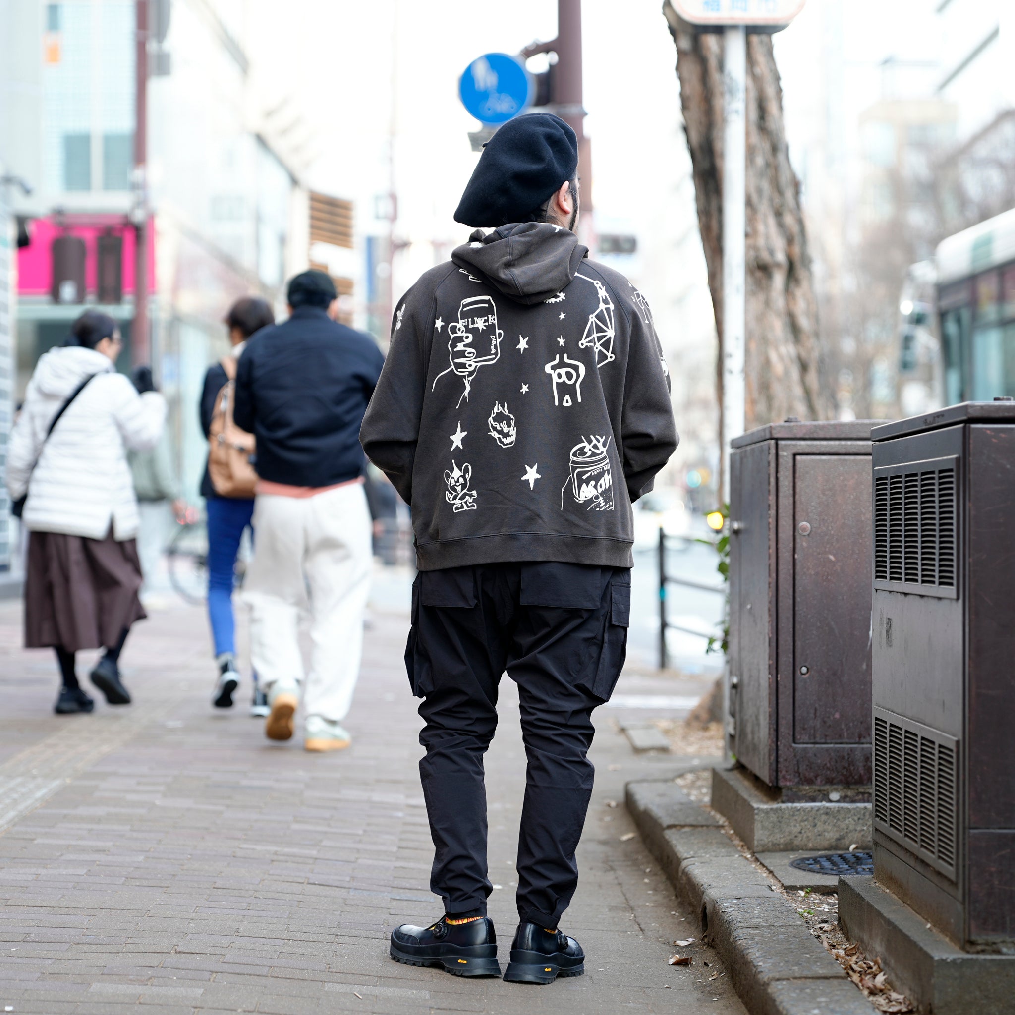 Pla24awcol2-1_washed black | x SYU.Man illustrator hoodie | Color:Wash
