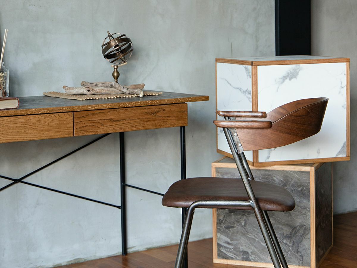 送料無料】ダニス ショートアームチェア アーム ウォルナット - a