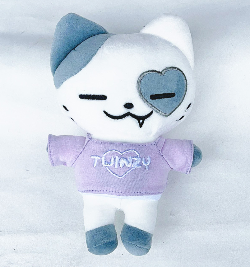 Kpop itzyの人形のフィギュア、ぬいぐるみ、キーホルダー、世界ツアー