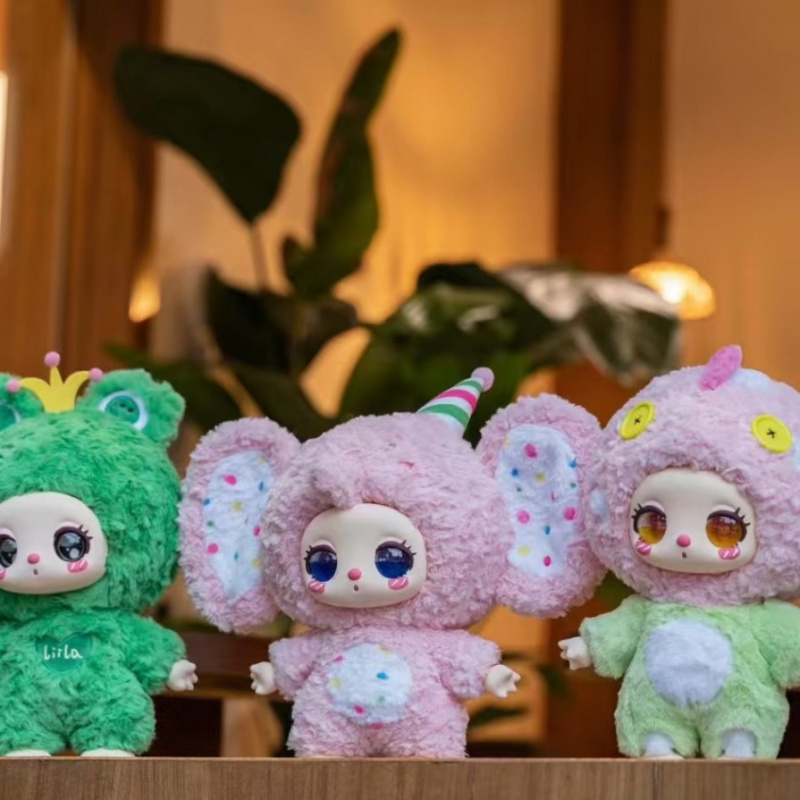 Original Authentic Baby Three Liila's Zoo 600% Vinyl Plush Blind