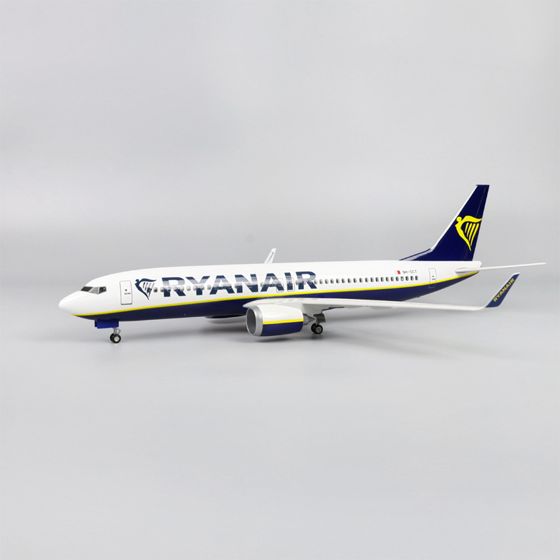 47CM Scale B737 Ryanair Airplane Model plane Toy Flying 737-8