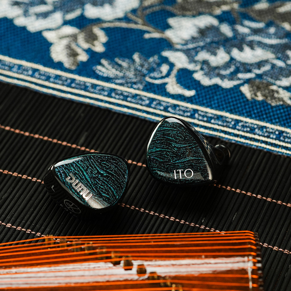 DUNU x KOTO ITO インイヤーイヤホン 2DD+2BA ハイブリッドドライバー