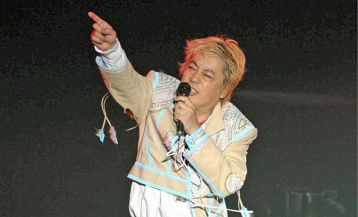 写真・図版（1枚目）| 〈NHK伝説のコンサート～沢田研二～きょう放送