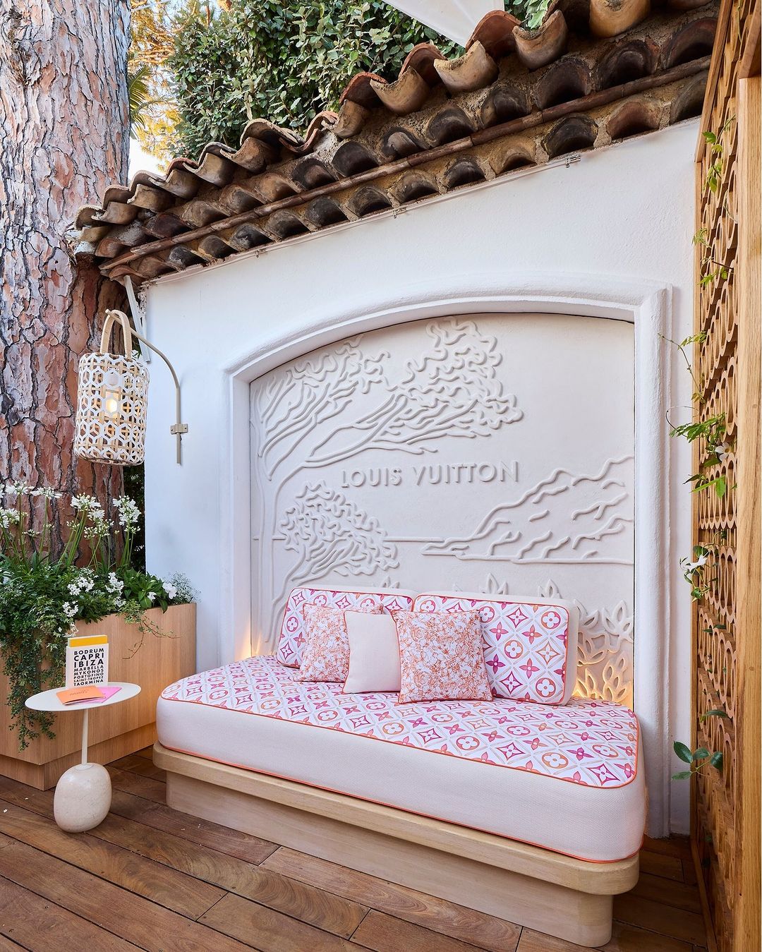 アート・デザイン・音楽 LOUIS VUITTON FASHION EYE SAINT TROPEZ