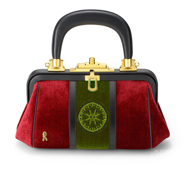 ロベルタ ディ カメリーノ」カスタムバッグ、SNSでシェアも 写真19枚