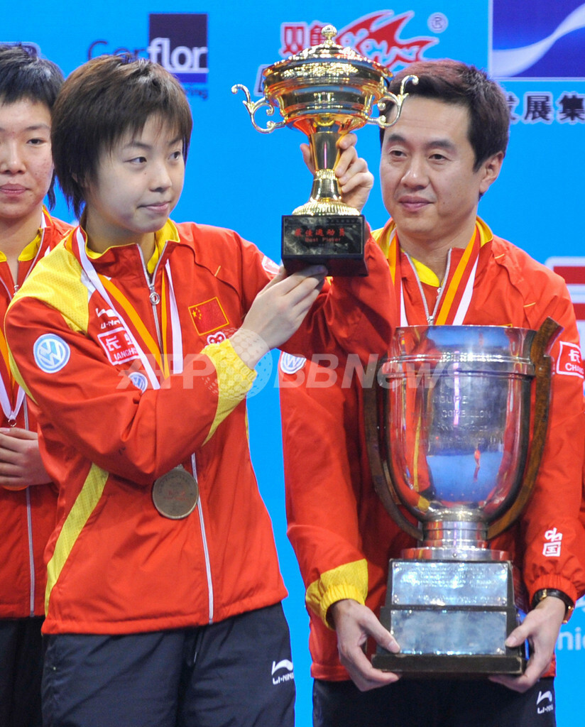 世界卓球選手権 中国女子 シンガポール降し大会8連覇 写真4枚