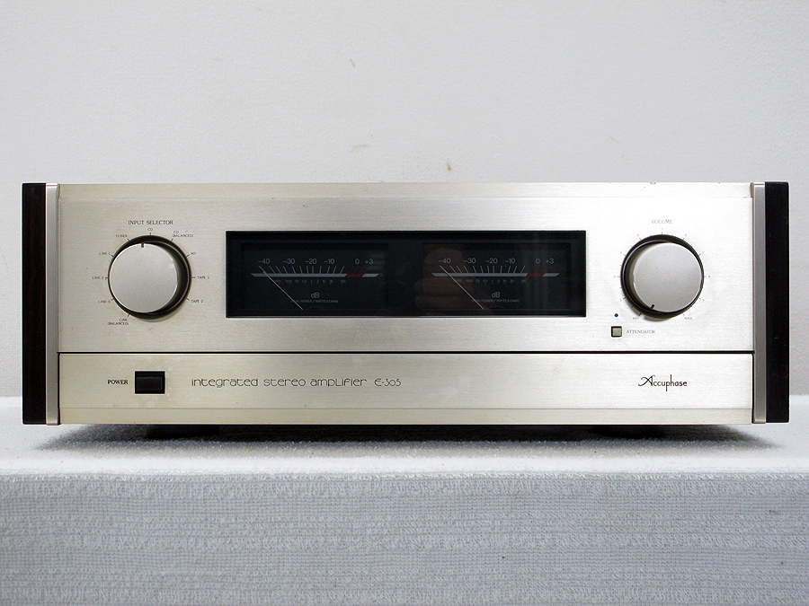 アキュフェーズ Accuphase E-305 プリメインアンプ @22667 / 中古