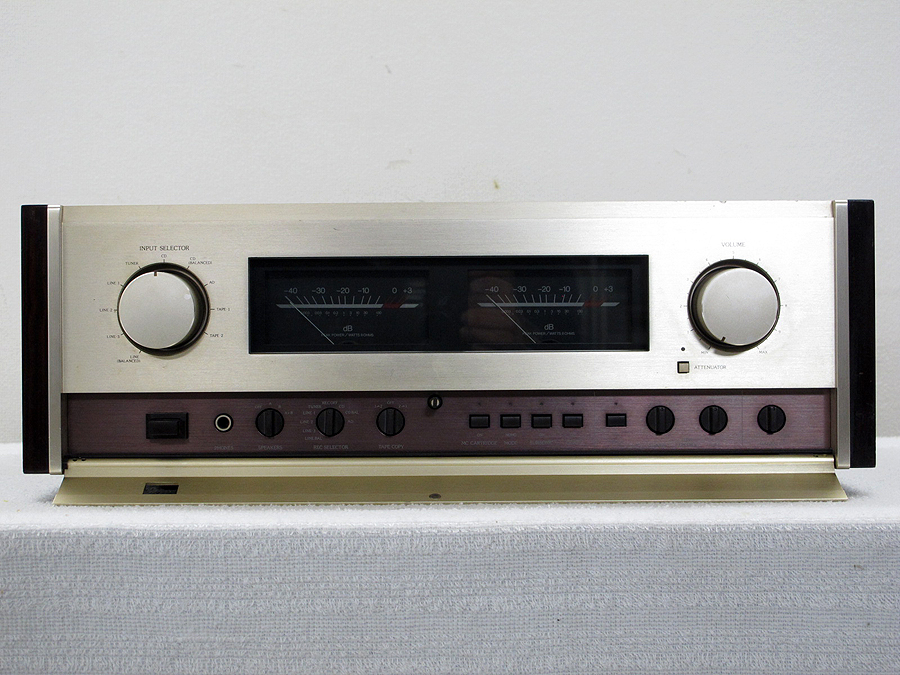 アキュフェーズ Accuphase E-305 プリメインアンプ @22667 / 中古