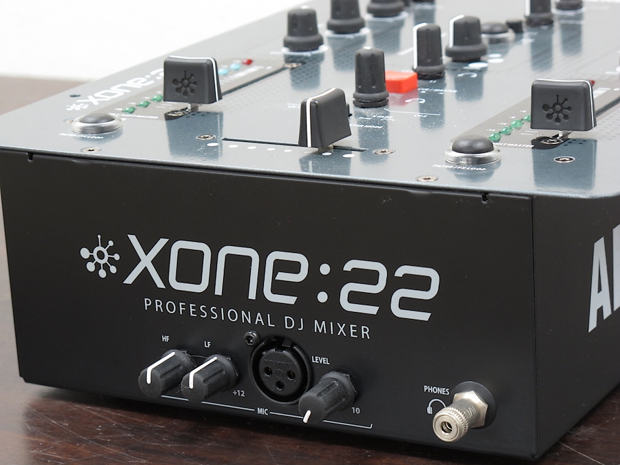 アレンアンドヒース Allen&Heath XONE:22 DJミキサー @26239 / 中古