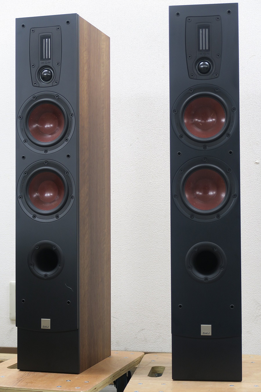 ダリ DALI IKON5 MK2 スピーカー ペア 元箱付 @46746 / 中古オーディオ