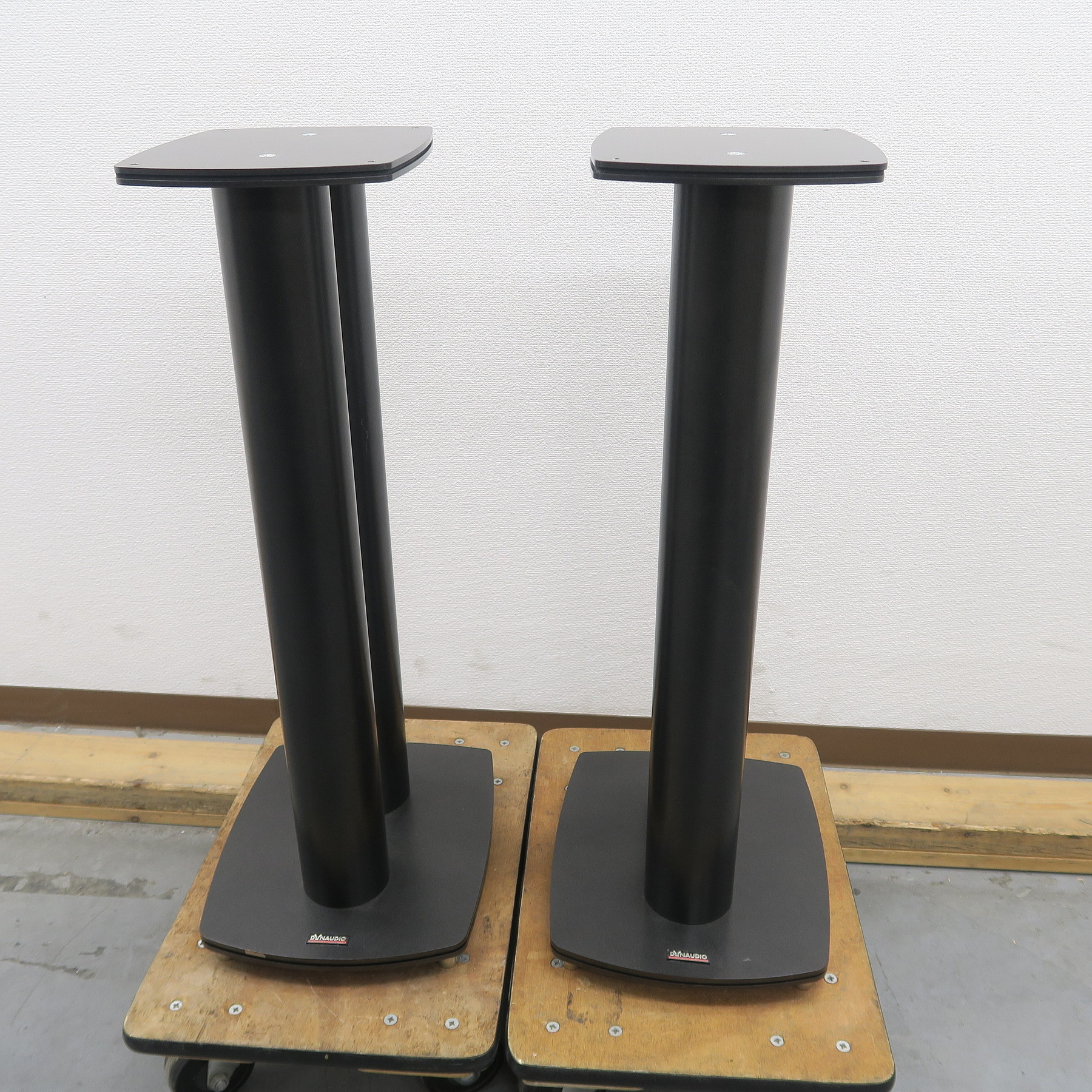 Bランク】ディナウディオ DYNAUDIO Stand 4 スピーカースタンドペア