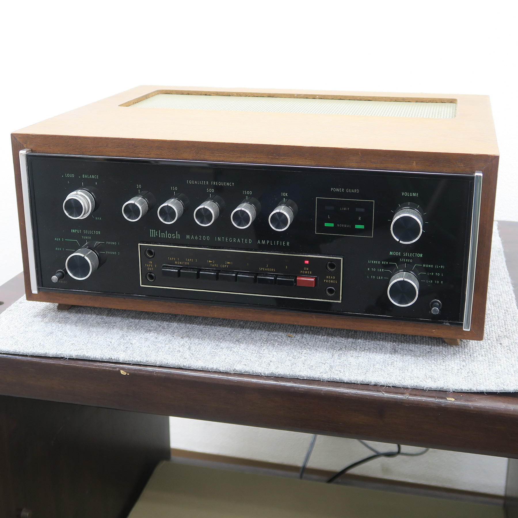 Aランク】マッキントッシュ Mcintosh MA6200 プリメインアンプ ウッド