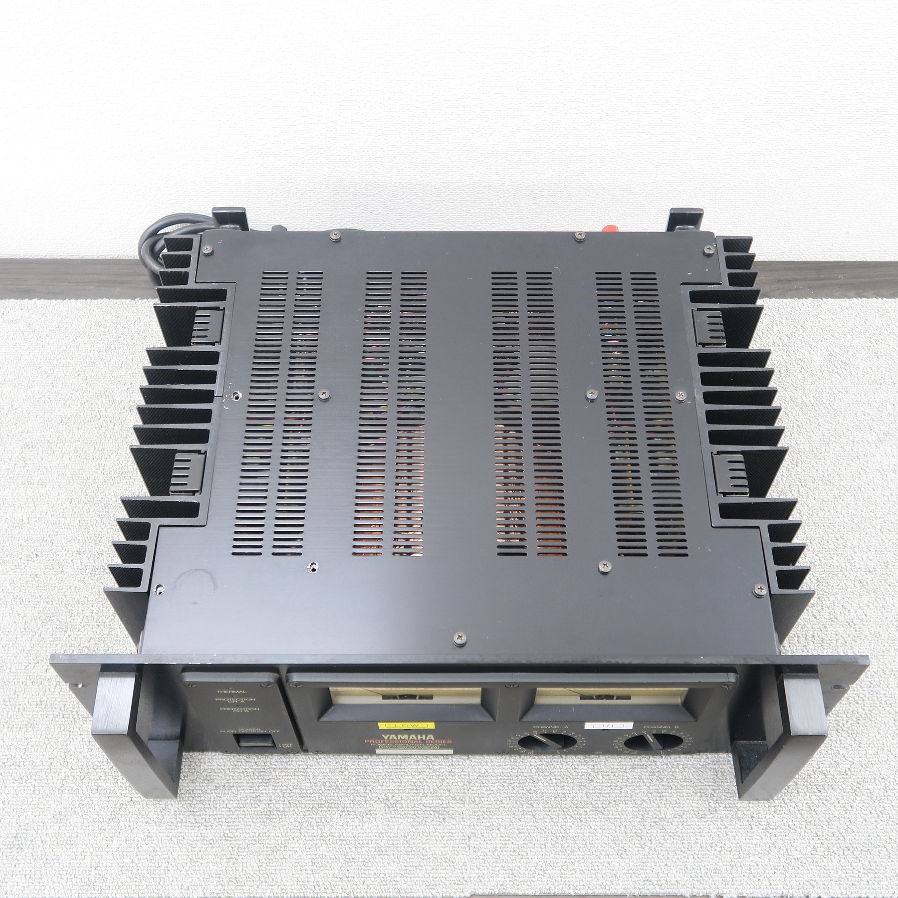 ジャンク】ヤマハ YAMAHA PC2002M PAパワーアンプ @52725 / 中古