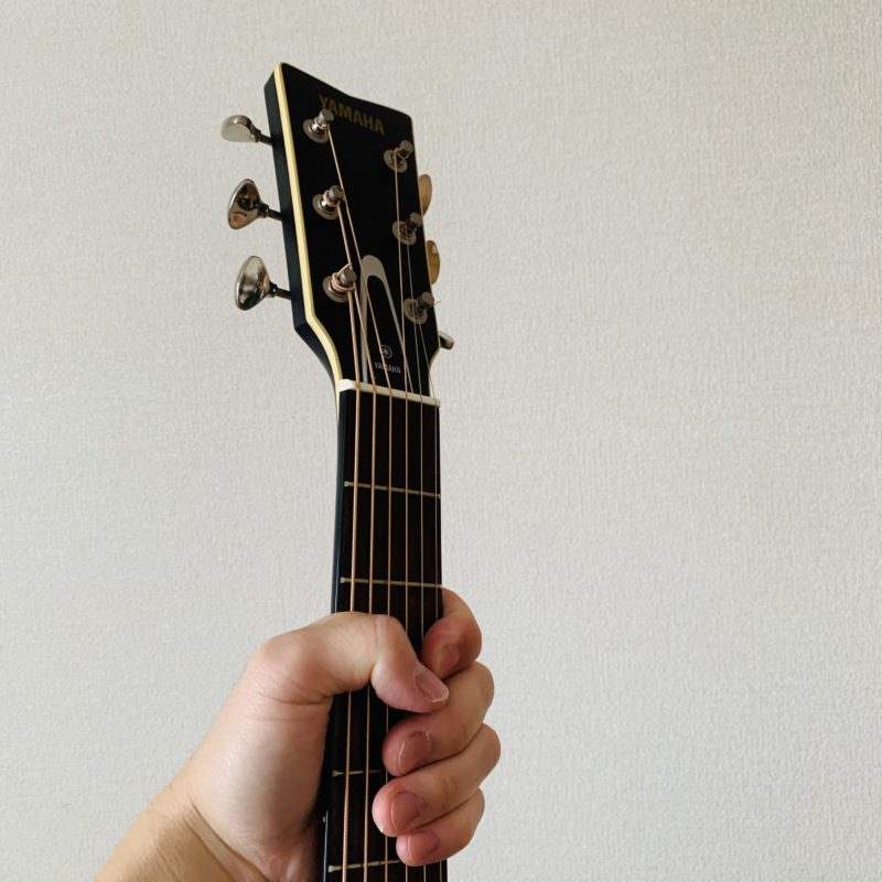 YAMAHA FG-522SJ BL 赤ラベルは岩沢厚治のギターに似ている？音と仕様