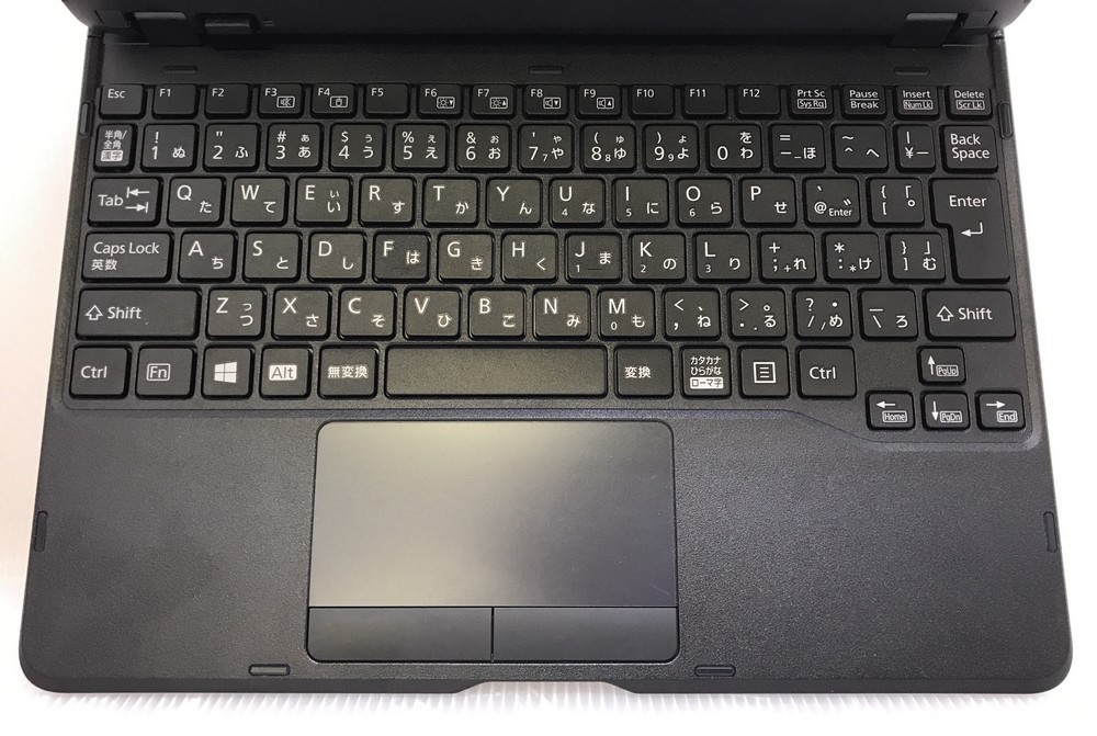 富士通 ARROWS Tab Q5011/GB (Pentium Silver N6000 1.1GHz/8GB/256GB