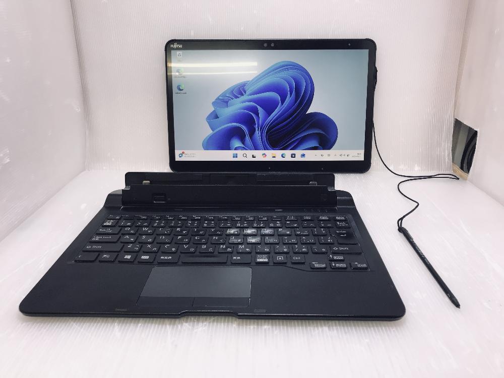 富士通 ARROWS Tab Q7310/DE (Core i3-10110U 2.1GHz/4GB/SSD 128GB/Wi