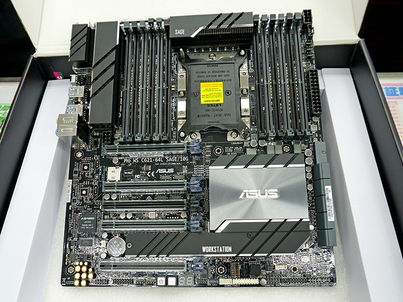 最大1.5TBのメモリ増設に対応したASUS製マザー「Pro WS C621-64L SAGE