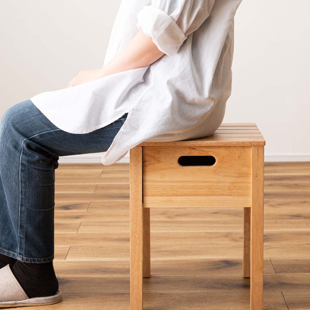 サイドテーブル？スツール？どっちもOK！な、あると嬉しい収納付き北欧