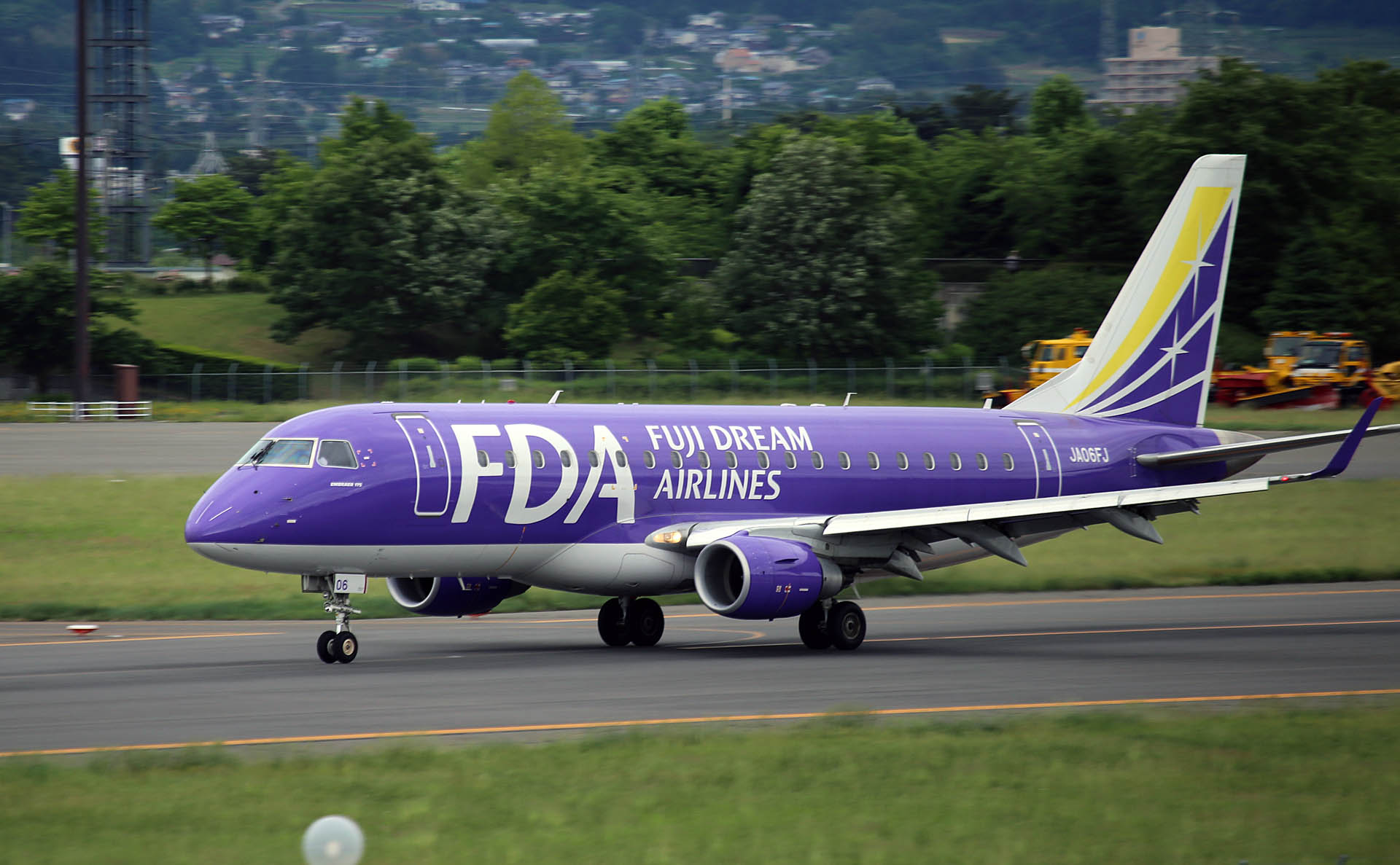 エンブラエル ERJ175 世界の旅客機図鑑