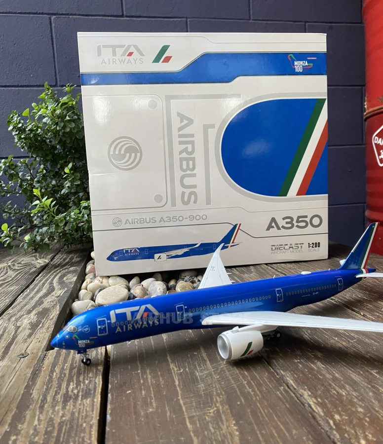 Aviation Aircraft Model ITA Airways Airbus A350-900 1:200