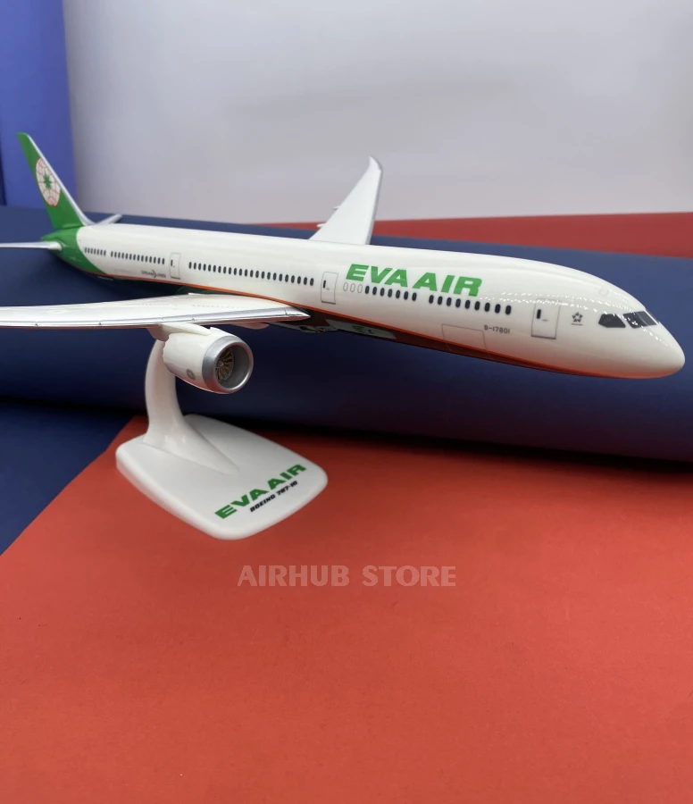 Aviation Aircraft Model Eva Air Boeing 787-10 reg. B-17801 Snap