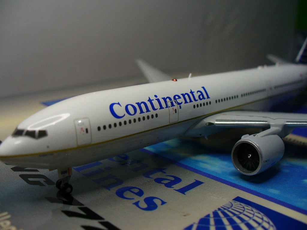 航空機・ヘリコプター Continental Boeing 777 NYC 2000 1:200