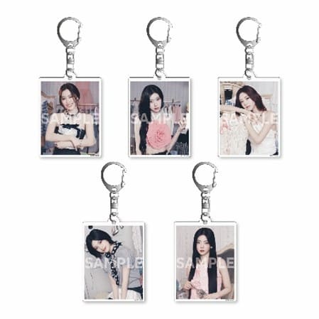 ITZY JAPAN 2nd ALBUM『Collector』購入者特典 絵柄公開!!｜ITZY