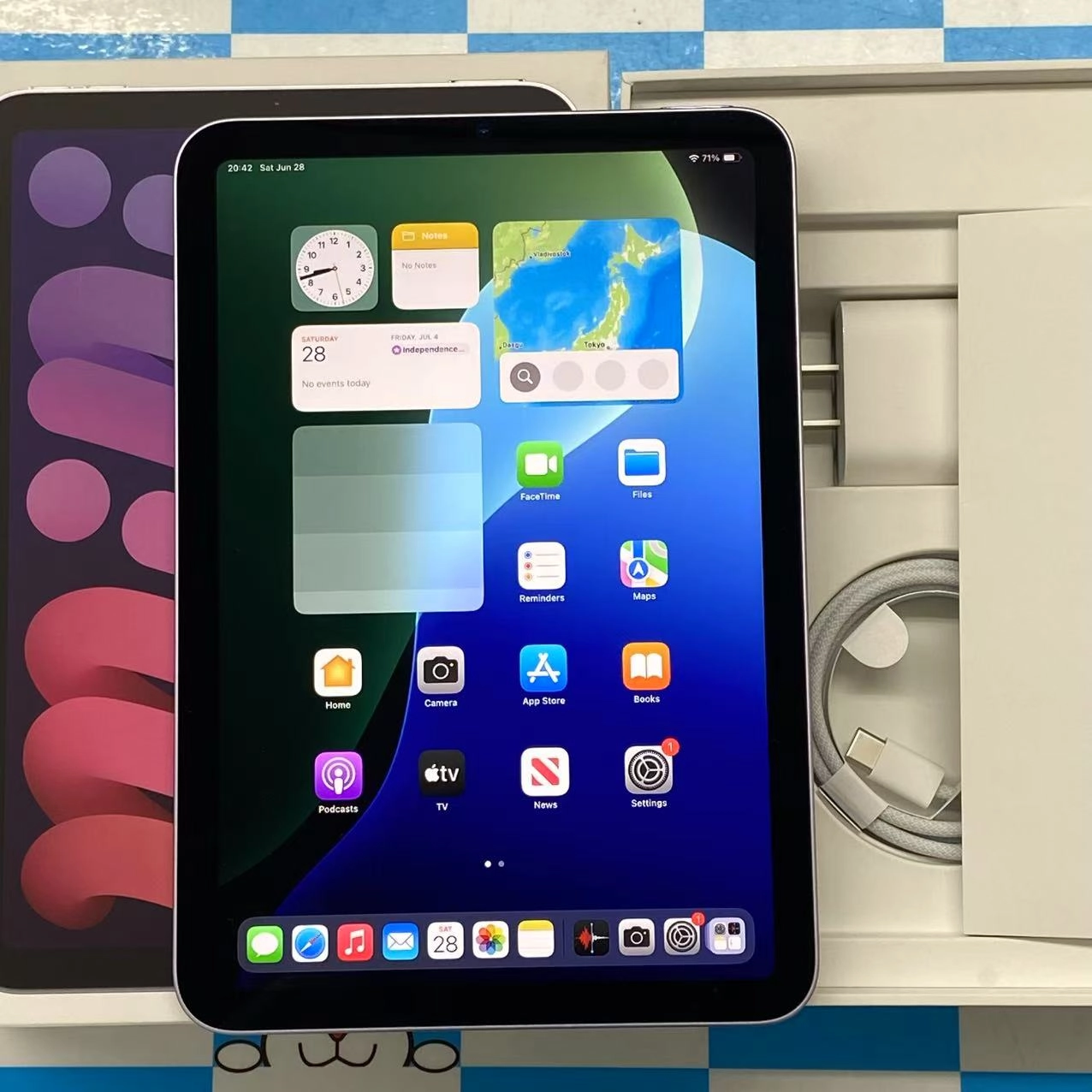 iPad mini 第7世代 (A17 Pro) Wi-Fiモデル 128GB パープル MXN93J/A