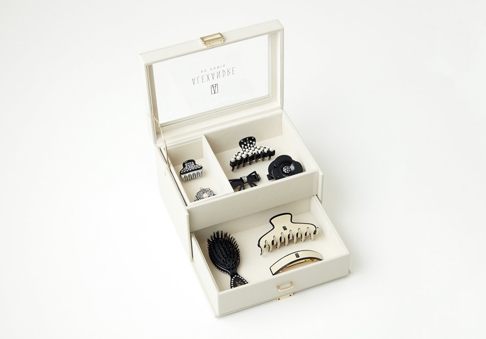 ALEXANDRE DE PARIS（アレクサンドル ドゥ パリ）