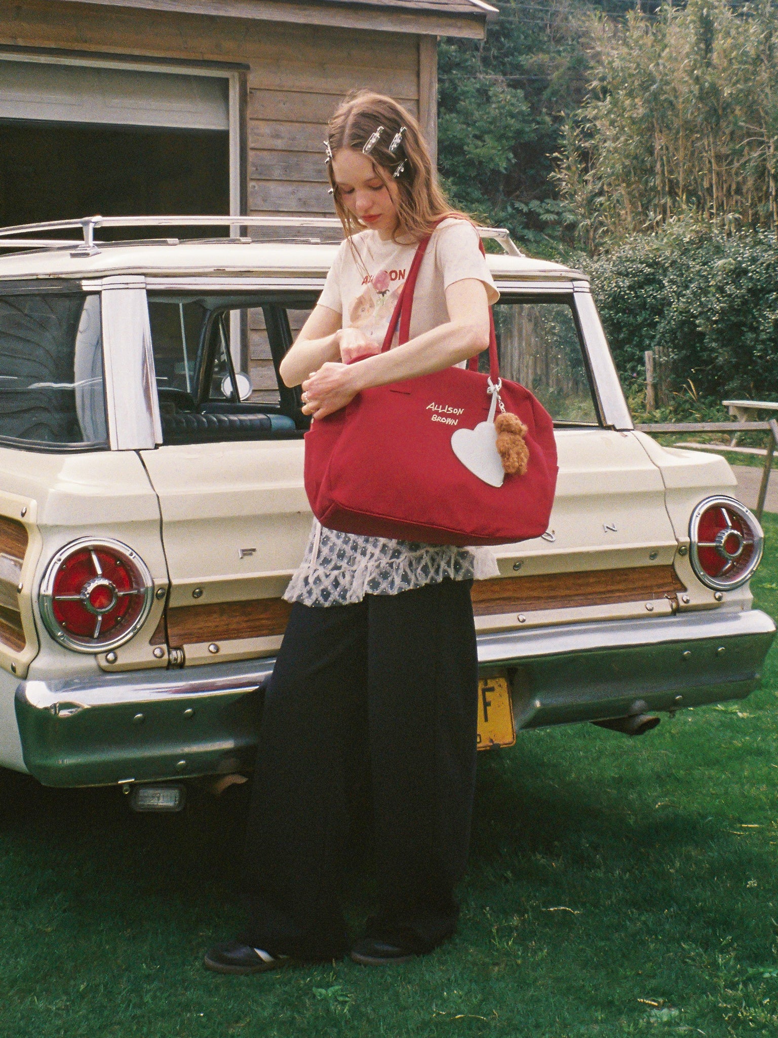 Holiday Canvas Bag – ALLISON BROWN