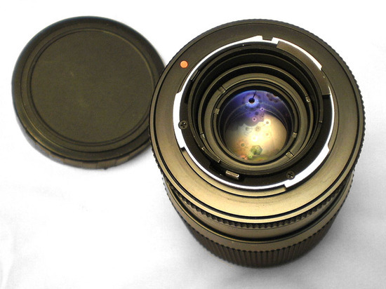 The Carl Zeiss Vario-Sonnar T* 40-80 mm f/ 3.5 C/Y Lens. Specs