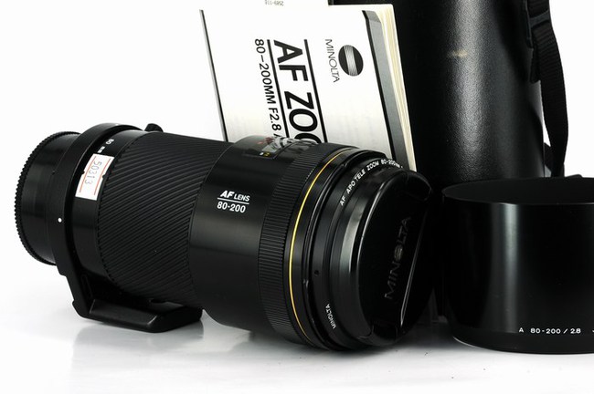 The Minolta AF 80-200mm f/2.8 APO Lens. Specs. MTF Charts. User