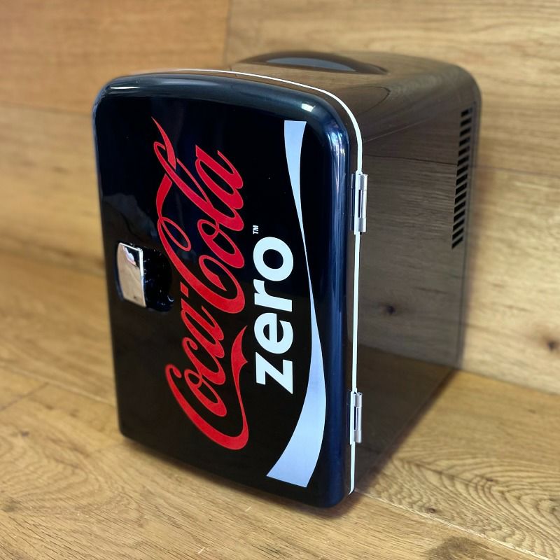 コカコーラ ミニ 保冷庫 6缶 4L 車載可 Coca-Cola Classic Portable 6