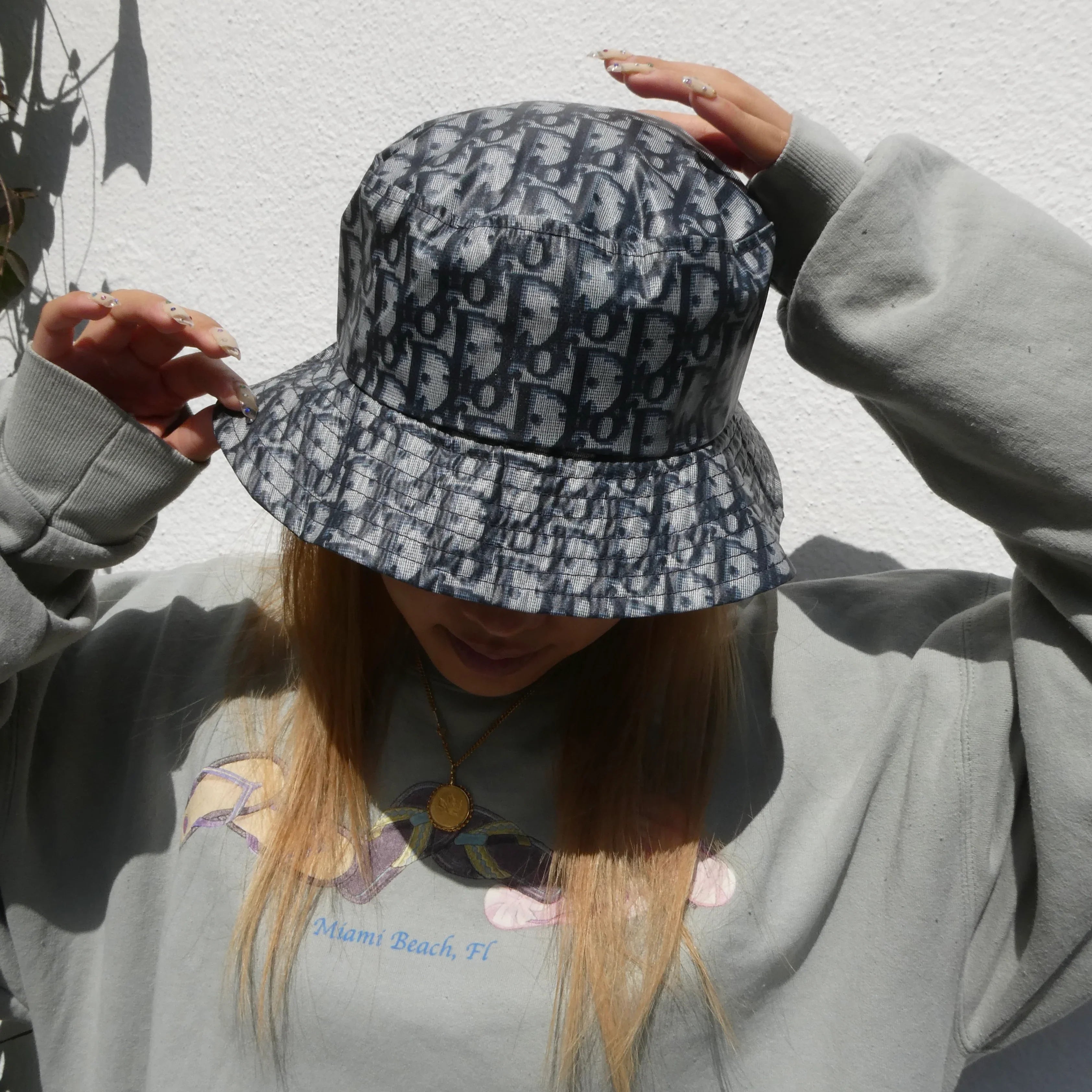 Christian Dior Trotter Bucket Hat Navy #58 – AMORE Vintage Tokyo