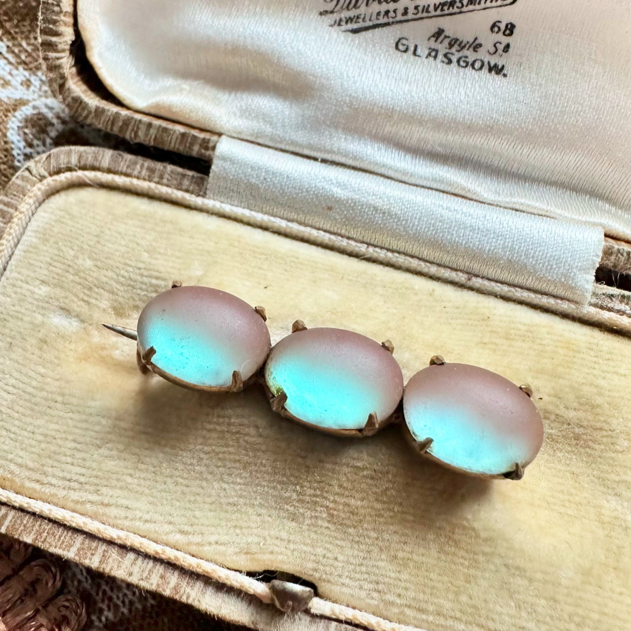 サフィレット｜マイクロモザイク・バタフライウィング等のアンティーク