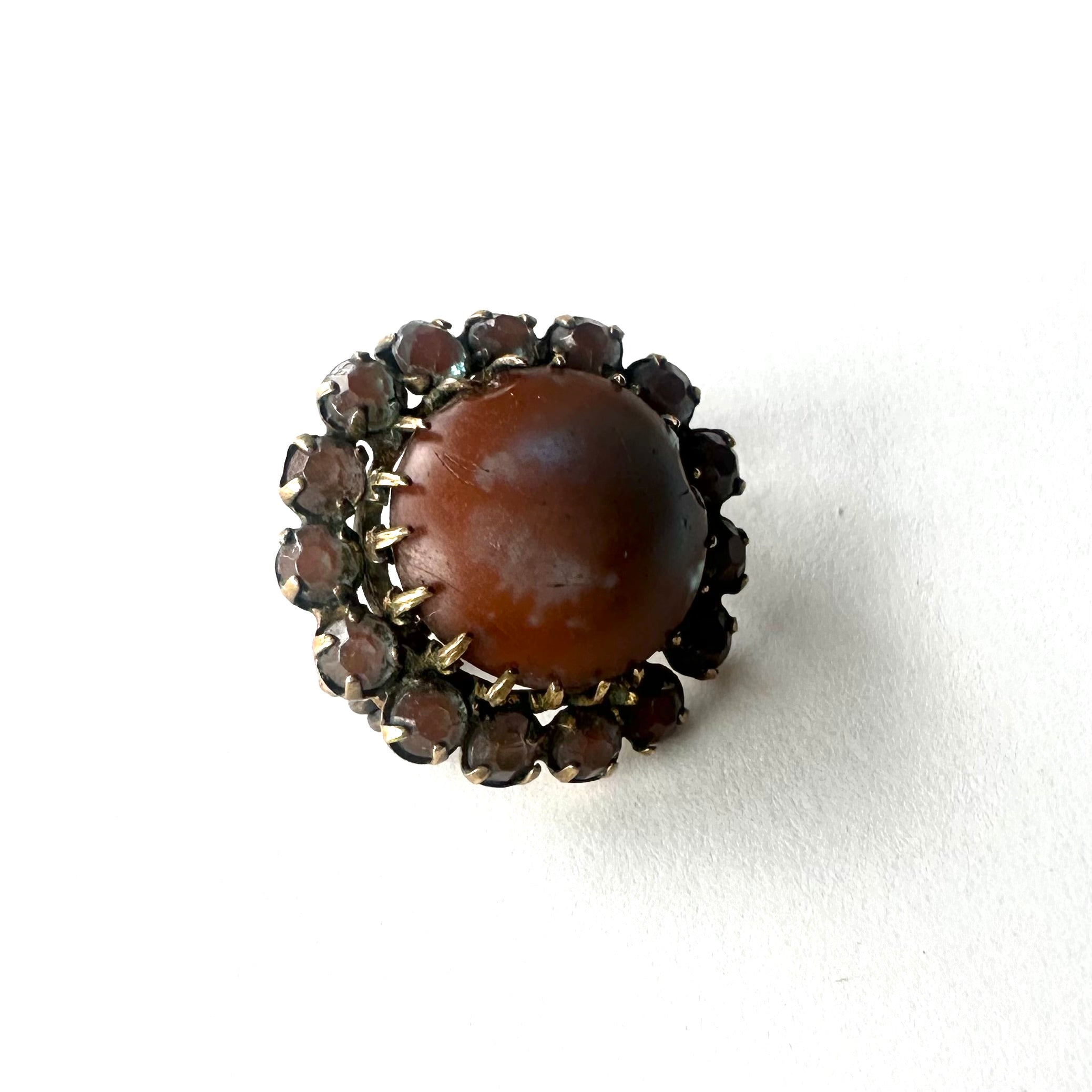 サフィレット ラウンドブローチ – Amelie Antique