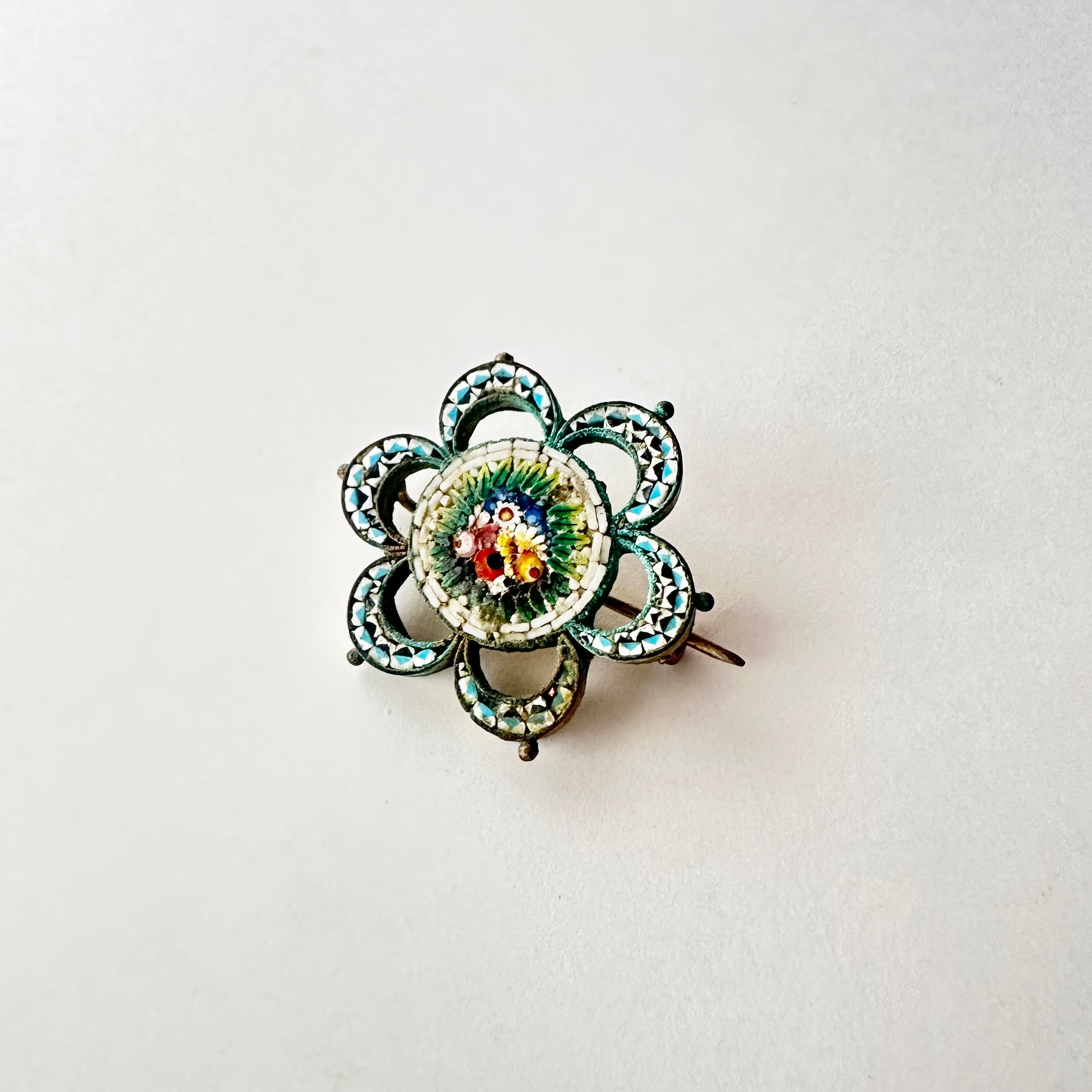 マイクロモザイク アンティークブローチ – Amelie Antique