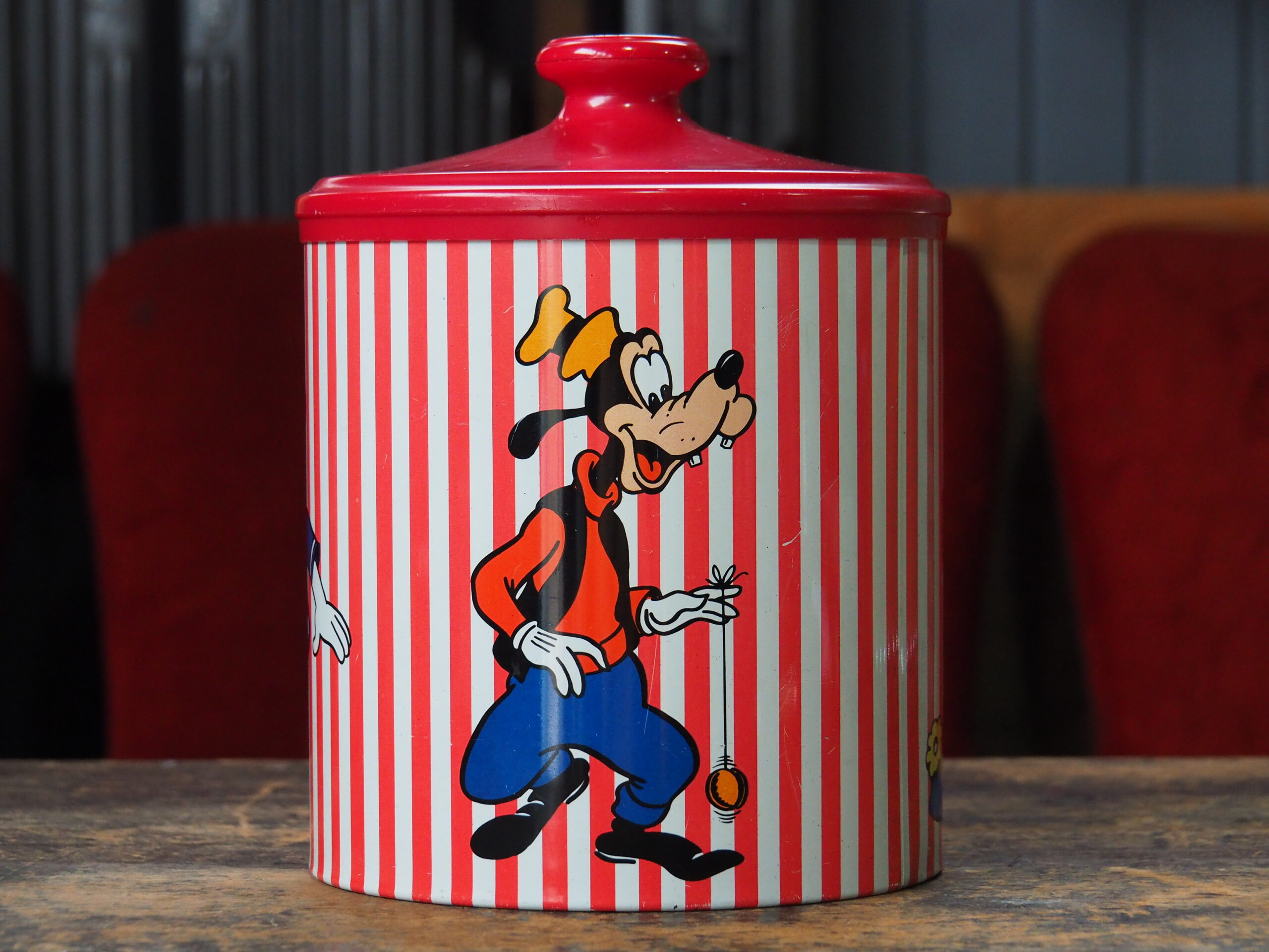 ヴィンテージ ディズニー チェインコ社 クッキー缶 クッキージャー