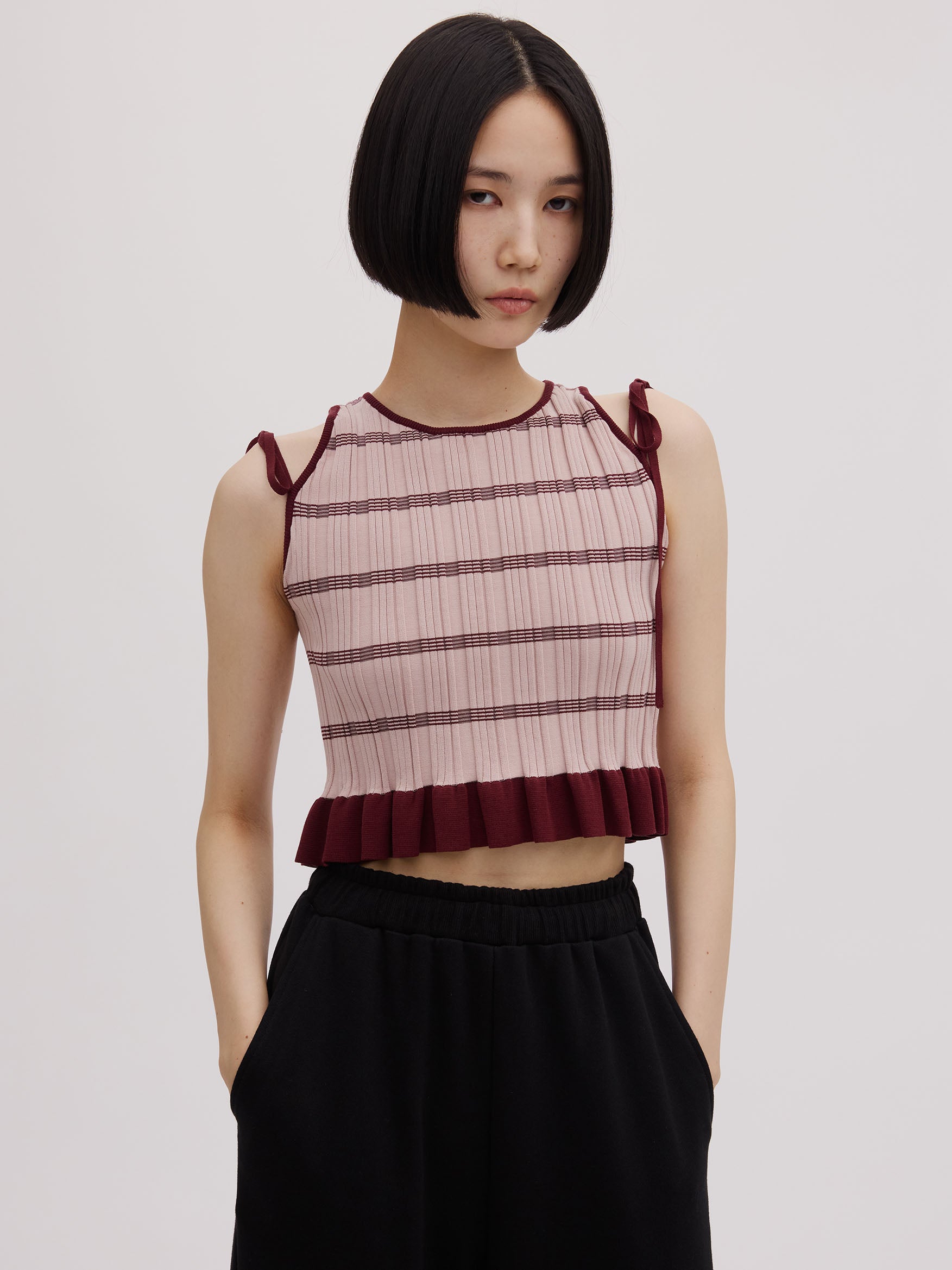 MEDI PURIPURI SHORT KNIT TOP