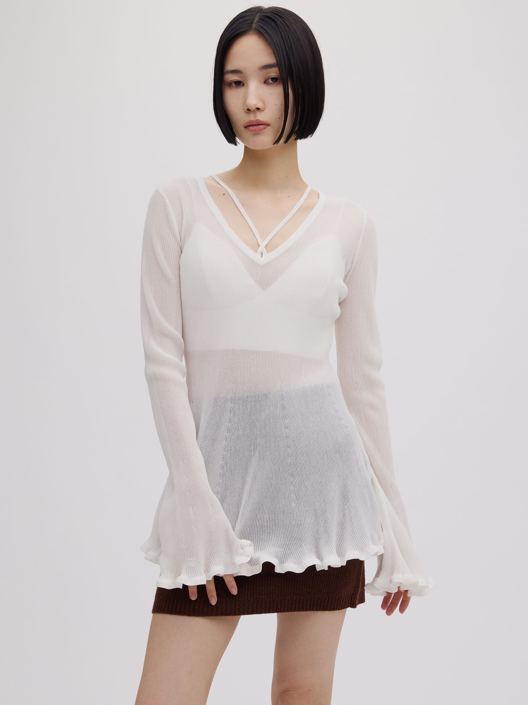 SHEER FRILL V NECK KNIT TOP